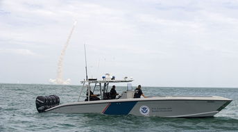 九游娱乐app-千帆竞发，轻艇马拉松点亮湖滨赛场，赛艇马拉松多少公里  第2张